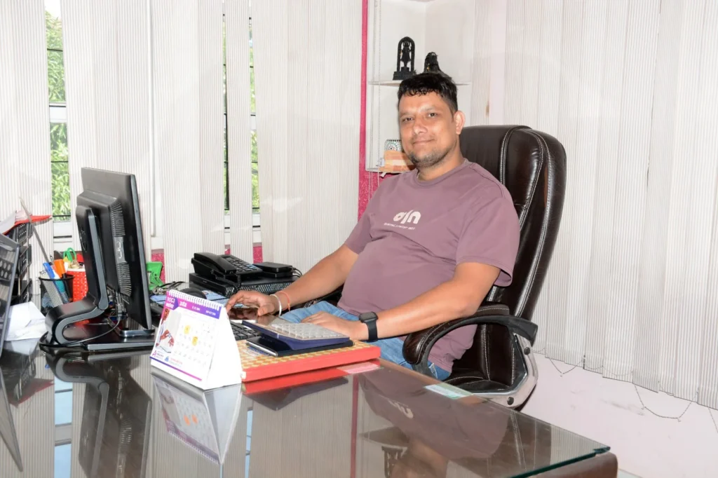 Management room at the HReasy Nepal office in Kathmandu
